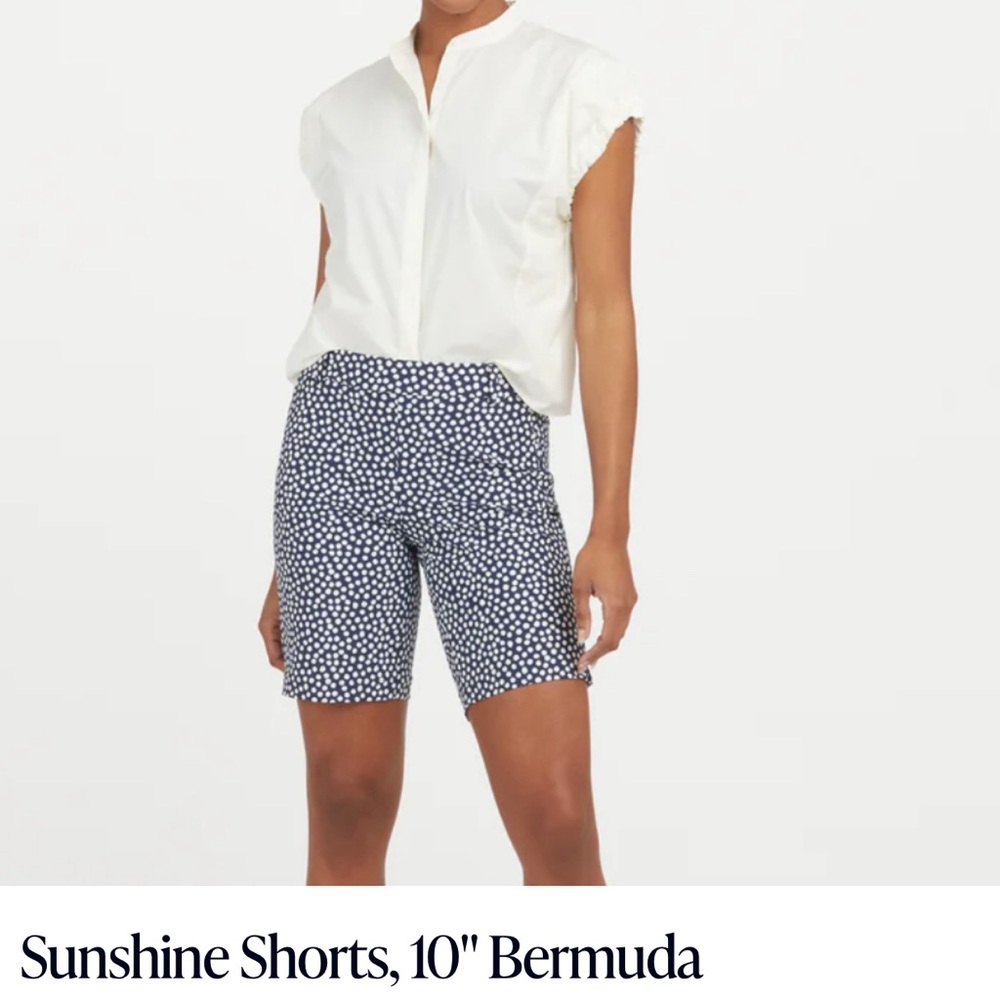 Sunshine Shorts, 10" Bermuda navy with white dots Small NWT - Picture 4 of 4